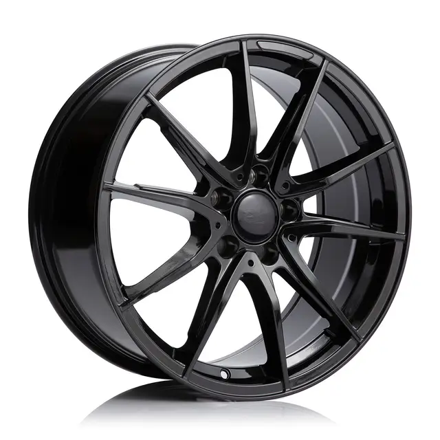 STAR8 — Gloss Black